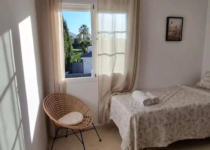 別荘 3-Bedroom House With A Private Sunny Garden And Community Pool In Marbella Near Puerto Banus *