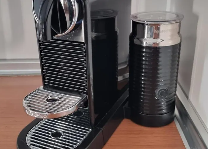 3-Bedroom House With A Private Sunny Garden And Community Pool In Marbella Near Puerto Banus 펜션