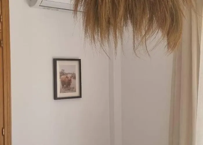 3-Bedroom House With A Private Sunny Garden And Community Pool In Marbella Near Puerto Banus 펜션 마르베야