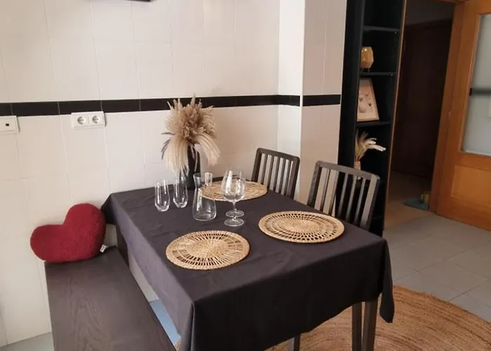 3-Bedroom House With A Private Sunny Garden And Community Pool In Marbella Near Puerto Banus